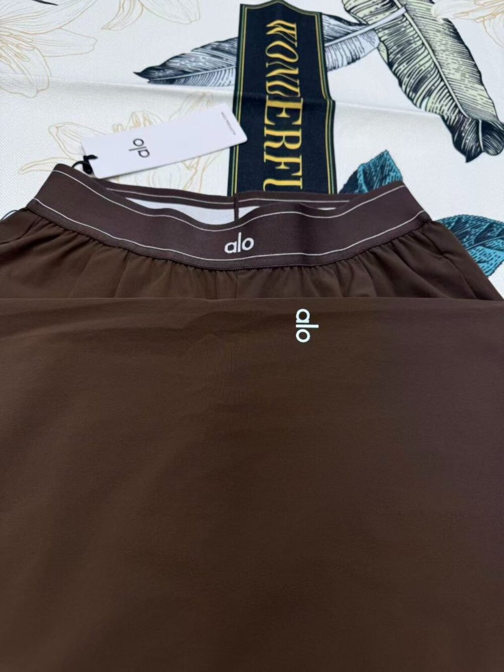 Alo Yoga Espresso Brown Suit Up Pants Wide Leg Trousers NWT 30"💕🤎 - Picture 5 of 10